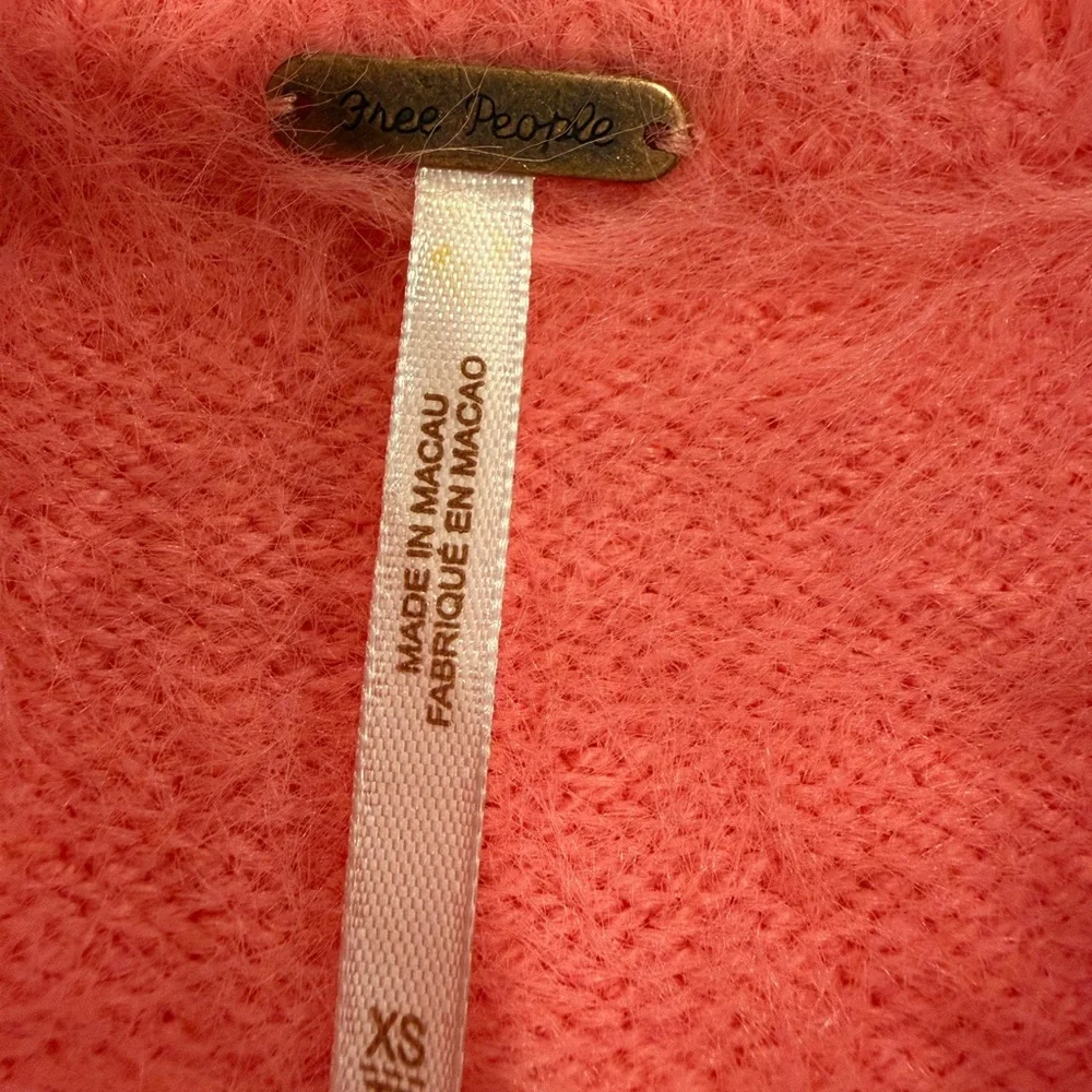 Free People Harrison Bunny Crew Sweater XS Pink Eyelash Knit Oversized Slouchy